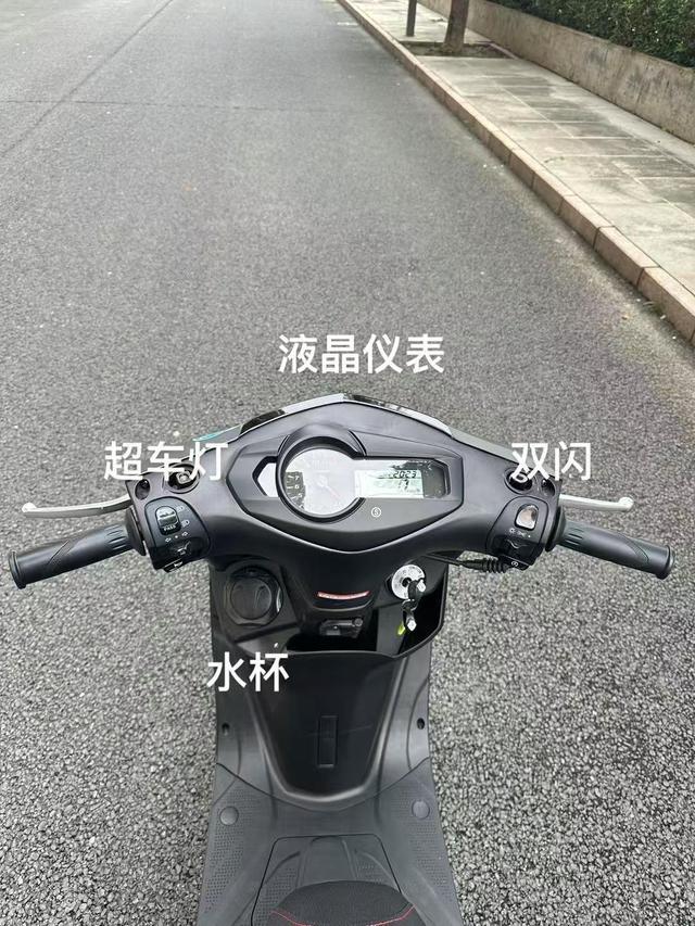 华体会体育官网app-3980元起！加油几分钟跑260公里，这摩托让电动车彻底慌了？